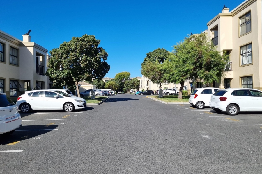 To Let 3 Bedroom Property for Rent in Parklands Western Cape